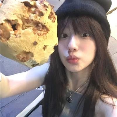 高三女生部落格 海报
